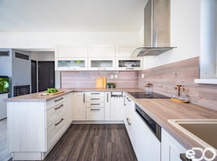 p1040556-hdr.jpg | Prodej - dům/vila, 135 m²