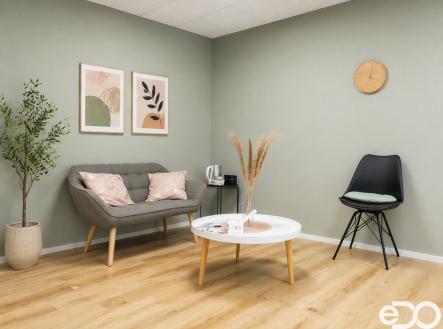 chatgpt-image-20.4.2026-09-03-29.png | Prodej - obchodní prostor, 18 m²