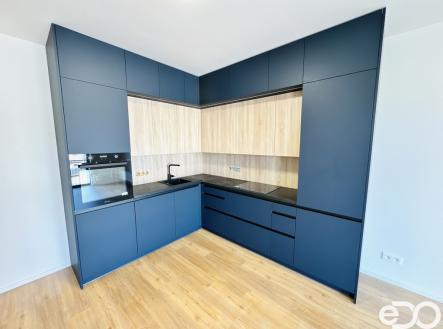 Pronájem bytu, 2+kk, 70 m² obrázek