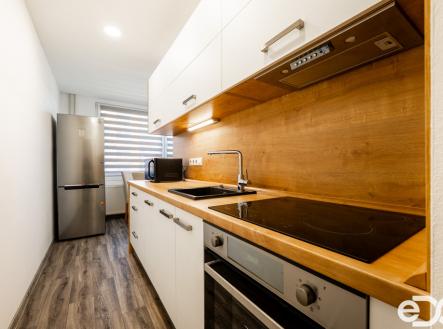 pana4743-hdr.jpg | Prodej bytu, 2+1, 62 m²