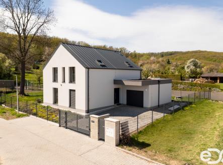 d-10.jpg | Prodej - dům/vila, 184 m²