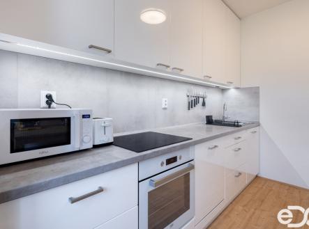 lm-2646.jpg | Pronájem bytu, 2+1, 57 m²