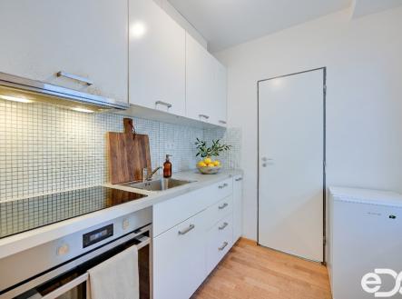 cejl-kuchyn-upravena-fotka.png | Prodej bytu, 3+kk, 91 m²