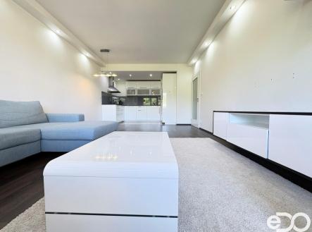 Pronájem bytu, 2+kk, 60 m² obrázek
