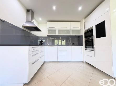 whatsapp-image-2026-05-31-at-19.56.27-1.jpeg | Pronájem bytu, 2+kk, 60 m²