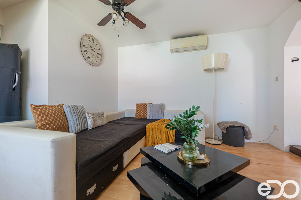 s1-03315-hdr.jpg