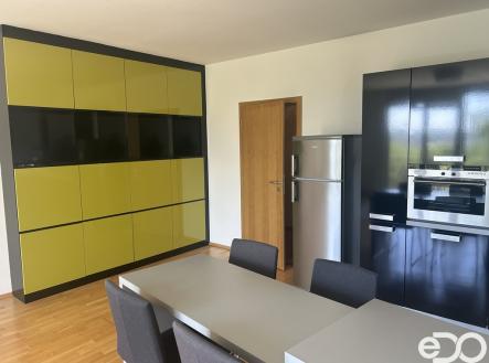 Kuchyňský kout | Pronájem bytu, 2+kk, 58 m²