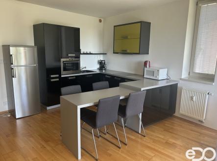 Kuchyňský kout | Pronájem bytu, 2+kk, 58 m²