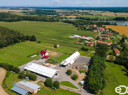 d2.jpg | Pronájem - skladovací prostor, 766 m²
