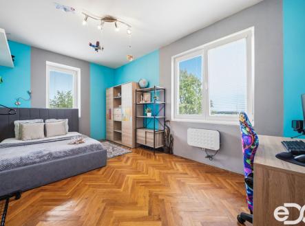 pokoj.jpg | Prodej bytu, 3+1, 89 m²