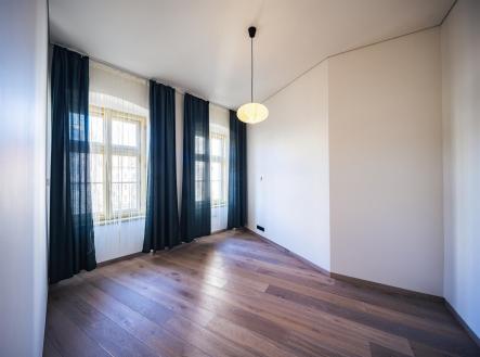 . | Pronájem bytu, 3+kk, 123 m²