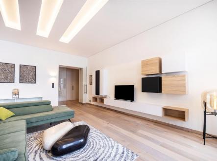 . | Pronájem bytu, 3+kk, 181 m²