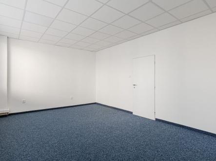 . | Pronájem - kanceláře, 30 m²