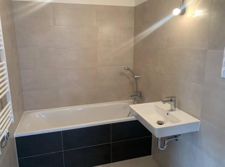 . | Prodej bytu, 3+kk, 70 m²