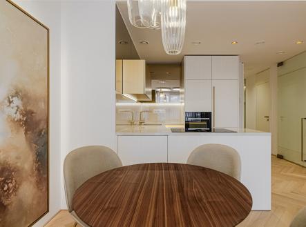 . | Pronájem bytu, 2+kk, 68 m²