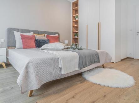 . | Pronájem bytu, 2+kk, 56 m²