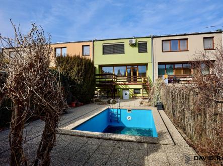 75 | Prodej - dům/vila, 219 m²