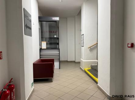 IMG_7749 | Pronájem - kanceláře, 45 m²