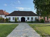 Prodej - dům/vila, 638 m²