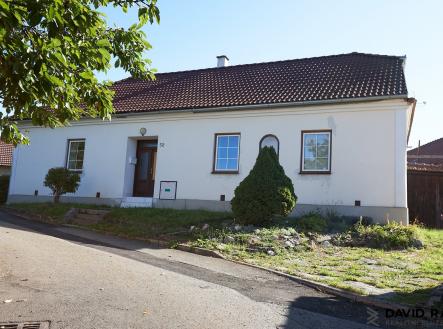 Usedlost Kořenec _1 | Prodej - dům/vila, 601 m²