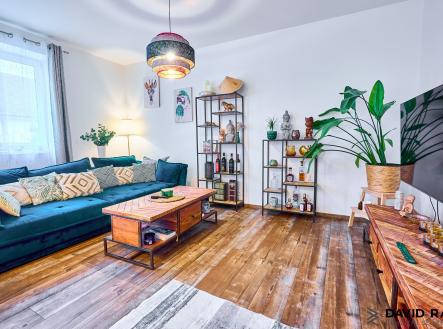 Turany_obývací pokoj_a | Prodej bytu, 3+kk, 87 m²