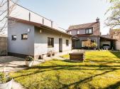 Prodej - dům/vila, 218 m²