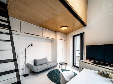 . | Pronájem - kanceláře, 129 m²