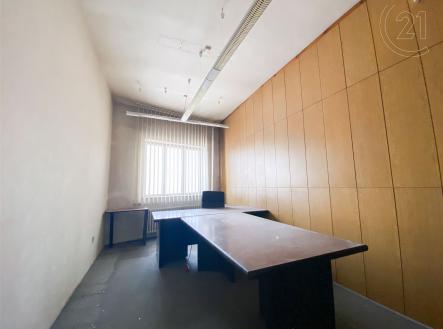 . | Pronájem - komerční objekt, administrativní budova, 200 m²