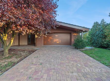 . | Prodej - dům/vila, 329 m²