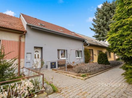 . | Prodej - dům/vila, 176 m²