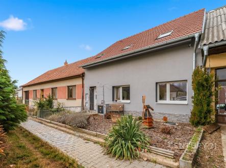 . | Prodej - dům/vila, 176 m²