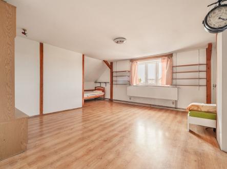 . | Prodej - dům/vila, 132 m²