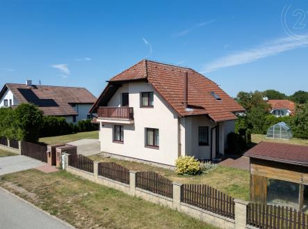 . | Prodej - dům/vila, 147 m²