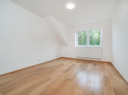 . | Pronájem bytu, 3+kk, 112 m²