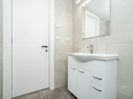 . | Pronájem bytu, 3+kk, 112 m²