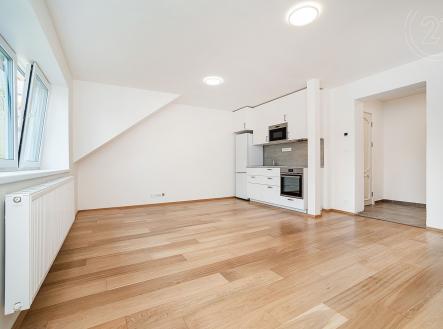 . | Pronájem bytu, 1+kk, 35 m²