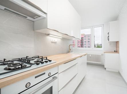 . | Pronájem bytu, 2+1, 60 m²
