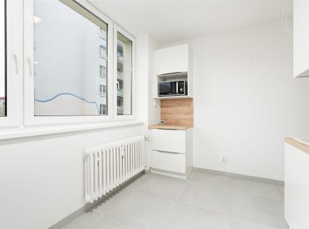 . | Pronájem bytu, 2+1, 60 m²
