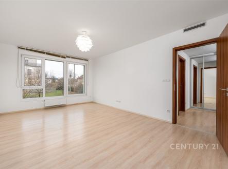 . | Pronájem bytu, 2+kk, 55 m²