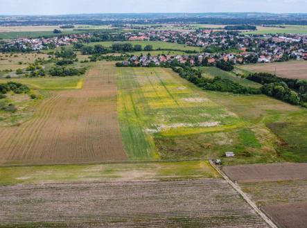 . | Prodej - pozemek, zemědělská půda, 142 607 m²