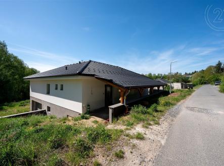 . | Prodej - dům/vila, 288 m²