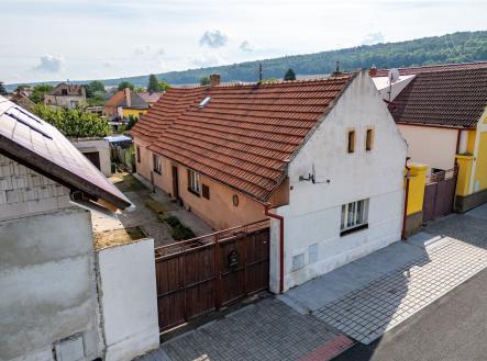 . | Prodej - dům/vila, 107 m²