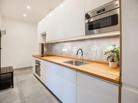 . | Pronájem bytu, 2+kk, 61 m²