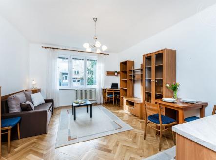 . | Pronájem bytu, 1+kk, 30 m²