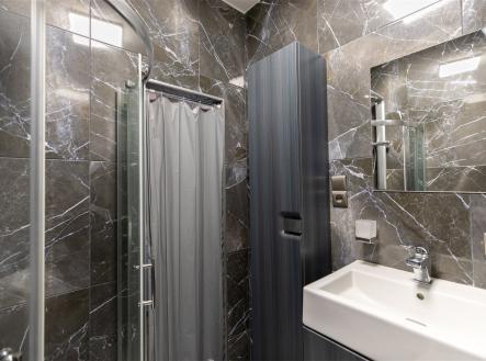 . | Pronájem bytu, 1+kk, 21 m²