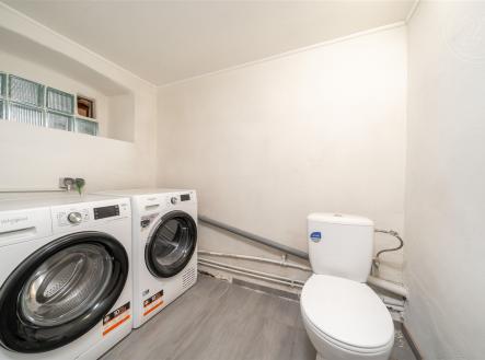 . | Prodej - dům/vila, 161 m²