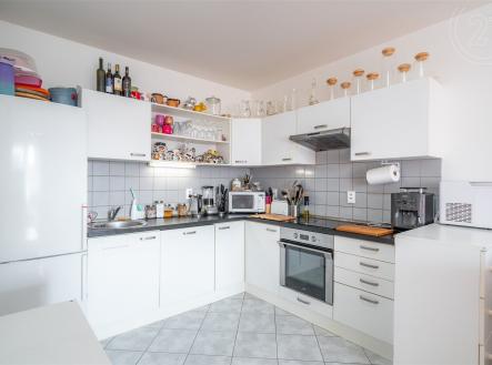 . | Pronájem bytu, 2+kk, 76 m²