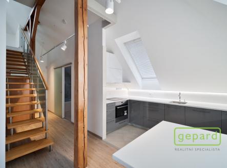 Pronájem bytu, 2+kk, 71 m² obrázek