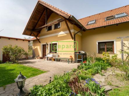 zaprazi.jpg | Prodej - dům/vila, 440 m²