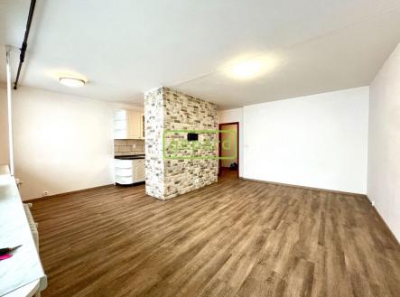 pronajem-bytu-praha-5-stodulky-suchy-vrsek-3-1-2.jpg | Pronájem bytu, 3+1, 80 m²